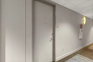 150 E Robinson St, Orlando, FL 32801 - Photo 2