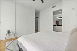 150 E Robinson St, Orlando, FL 32801 - Photo 20