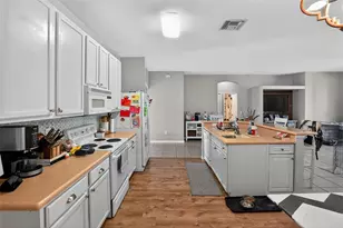 3645 24th Ave SE, Naples, FL 34117 - Photo 2