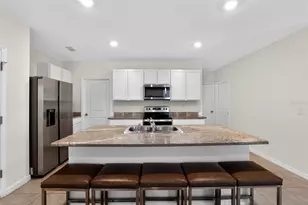 32597 Canyonlands Dr, Wesley Chapel, FL 33543 - Photo 10