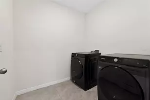 32597 Canyonlands Dr, Wesley Chapel, FL 33543 - Photo 34