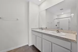 32597 Canyonlands Dr, Wesley Chapel, FL 33543 - Photo 34