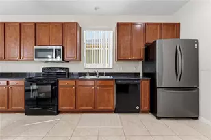 4704 Blue Diamond St, Kissimmee, FL 34746 - Photo 8