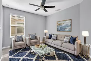 1048 Downswing Pl, Davenport, FL 33896 - Photo 4