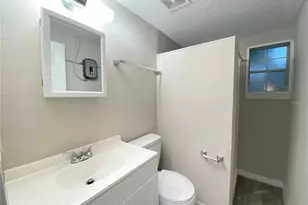 1110 Bates Ave, Eustis, FL 32726 - Photo 10