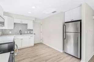 4320 Carousel Rd, Orlando, FL 32808 - Photo 4