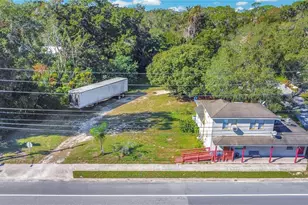 4930 US Hwy 17, De Leon Springs, FL 32130 - Photo 1