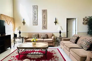 1049 Lake Berkley Dr, Kissimmee, FL 34746 - Photo 2