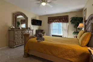 1049 Lake Berkley Dr, Kissimmee, FL 34746 - Photo 16