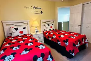 1049 Lake Berkley Dr, Kissimmee, FL 34746 - Photo 8