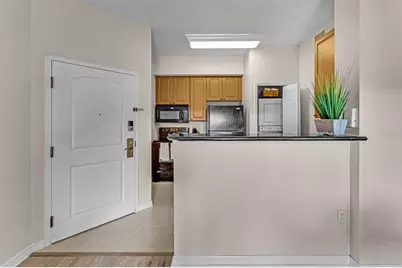 7383 Universal Boulevard #307, Orlando, FL 32819 - Photo 22