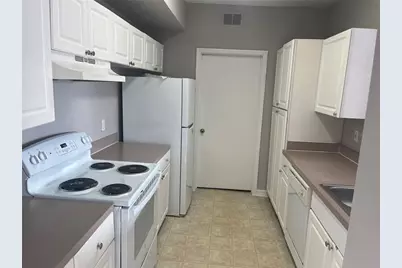 5572 Metrowest Boulevard #209, Orlando, FL 32811 - Photo 6