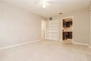1410 26th Ave S, Saint Petersburg, FL 33705 - Photo 4