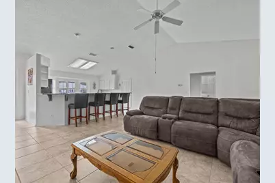 21523 Queen Anne Court, Leesburg, FL 34748 - Photo 12