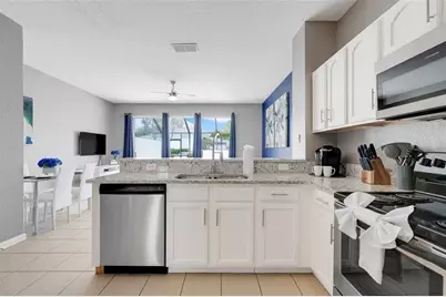 2530 Maneshaw Lane, Kissimmee, FL 34747 - Photo 14