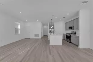 523 Orient Ave, Debary, FL 32713 - Photo 2