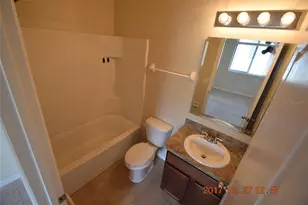 5221 Windsor Lake Cir, Sanford, FL 32773 - Photo 12