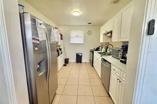 6358 Claret Dr, Jacksonville, FL 32210 - Photo 4
