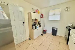 6358 Claret Dr, Jacksonville, FL 32210 - Photo 6