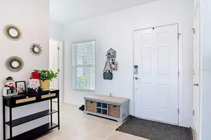 1146 Calico Pointe Cir, Groveland, FL 34736 - Photo 4