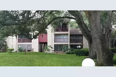 3824 N Lake Drive #108, Tampa, FL 33614 - Photo 1