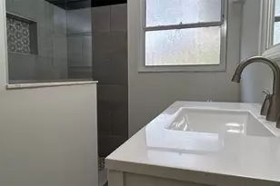 1028 Lake Weldona Dr, Orlando, FL 32806 - Photo 12