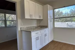 1028 Lake Weldona Dr, Orlando, FL 32806 - Photo 4