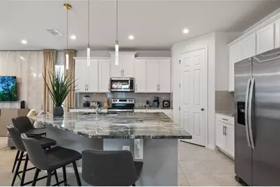 8903 Coconut Breeze Drive, Kissimmee, FL 34747 - Photo 6