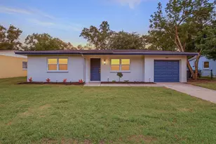 559 Vine Ave, Dunedin, FL 34698 - Photo 1