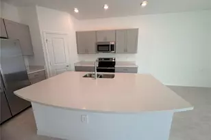 2212 Portrait St, Kissimmee, FL 34758 - Photo 4