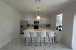 27 W 8th St, Apopka, FL 32703 - Photo 8