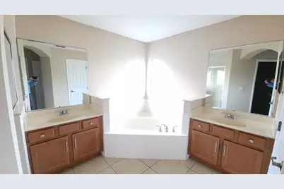 9143 Lake Avon Drive, Orlando, FL 32829 - Photo 14