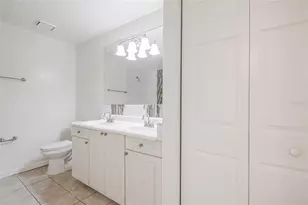 1229 Bermuda Lakes Ln, Kissimmee, FL 34741 - Photo 16