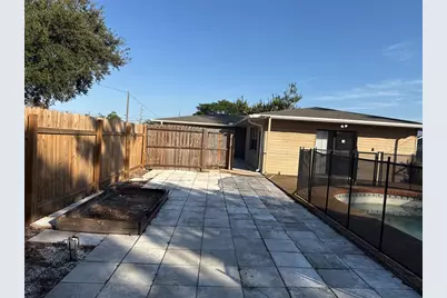 2305 26th Avenue W, Bradenton, FL 34205 - Photo 20