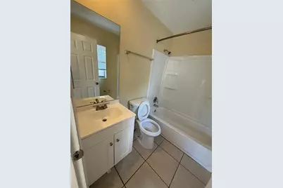 2305 26th Avenue W, Bradenton, FL 34205 - Photo 16