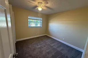 2305 26th Ave W, Bradenton, FL 34205 - Photo 10