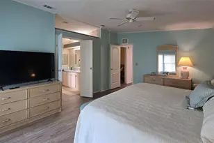 927 Yew St, Sebastian, FL 32976 - Photo 18