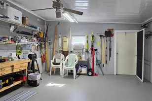 927 Yew St, Sebastian, FL 32976 - Photo 34