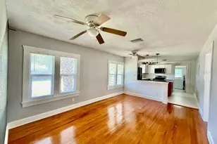 2120 46th Ave N, Saint Petersburg, FL 33714 - Photo 10