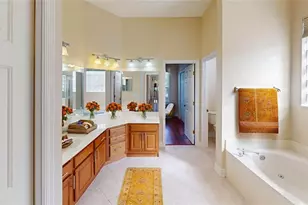 586 Huntington Pines Dr, Ocoee, FL 34761 - Photo 10