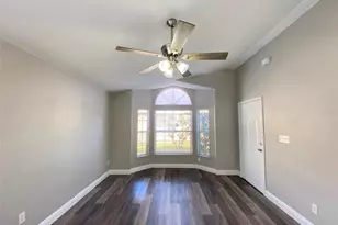 2439 Harbor Town Dr, Kissimmee, FL 34744 - Photo 6