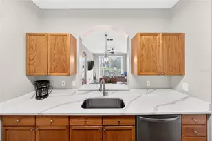 8105 Coconut Palm Way, Kissimmee, FL 34747 - Photo 6