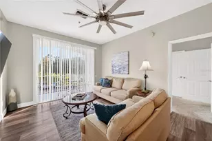 8105 Coconut Palm Way, Kissimmee, FL 34747 - Photo 10