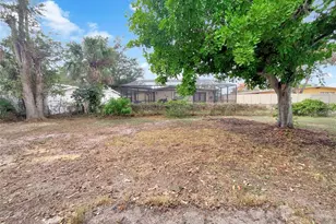 5812 22nd St W, Bradenton, FL 34207 - Photo 18