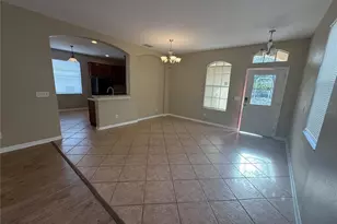 8557 Deer Chase Dr, Riverview, FL 33578 - Photo 4