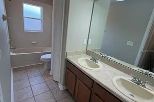 8557 Deer Chase Dr, Riverview, FL 33578 - Photo 14