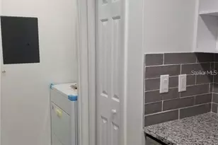 236 Afton Square, Altamonte Springs, FL 32714 - Photo 10