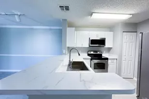1919 Summer Club Dr, Oviedo, FL 32765 - Photo 4