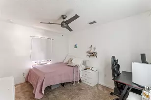 1028 Fox Trail Ave, Minneola, FL 34715 - Photo 24