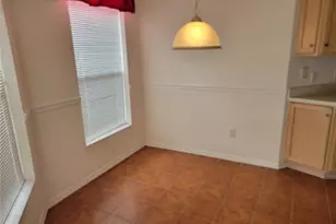 7233 SE 171st Pond Ln, The Villages, FL 32162 - Photo 4